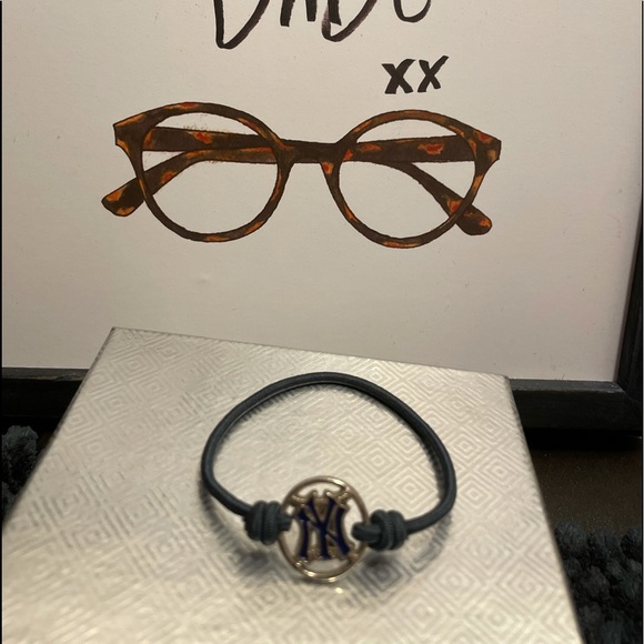 VINTAGE☀️90s YankeeMLB Team Stretch Bracelet - Picture 2 of 3